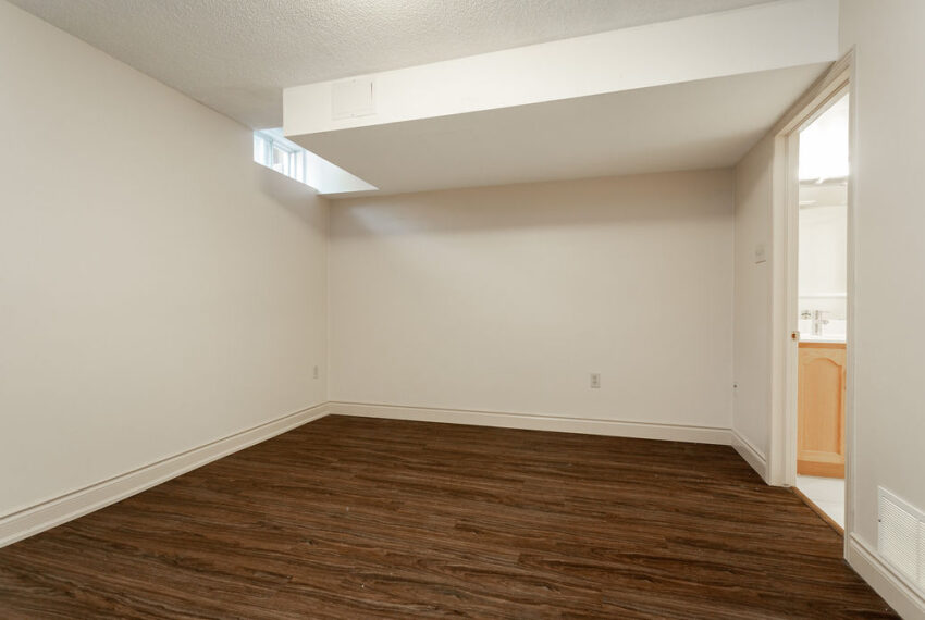 31-2025CleaverAvenue-May2021-26